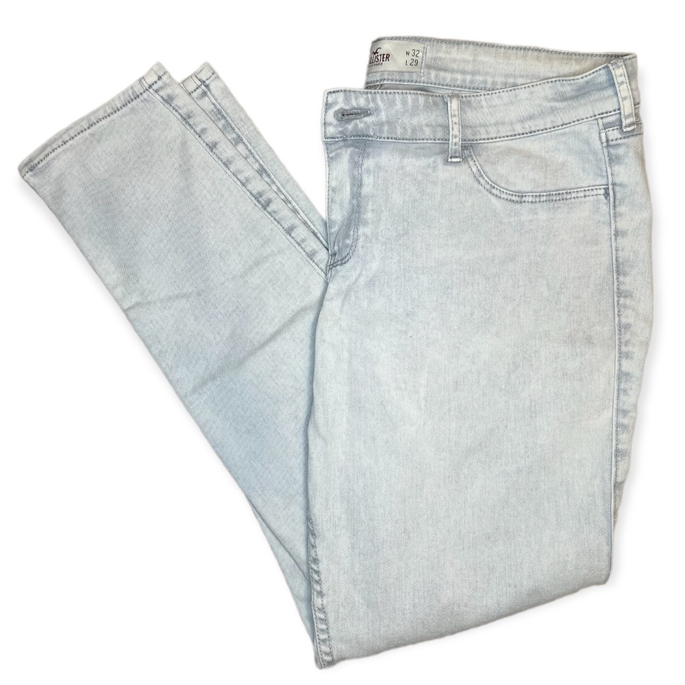 HOLLISTER | Preloved Light-Wash Straight | W32 / L29